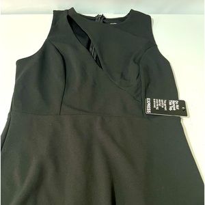 Express Black Dress Sleeveless Slash Front Pleated Back Medium